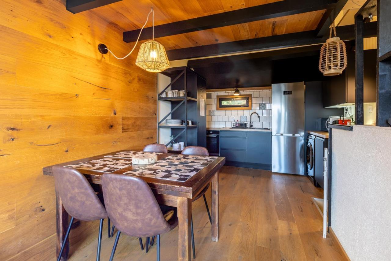 Le Cerf - Duplex Avec Superbe Vue Montagne Apartment Les Angles  Exterior photo